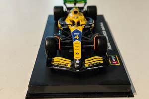 MCLAREN MCL38 #4 MONACO GP 2024 LANDO NORRIS / МАКЛАРЕН МКЛ38 ГРАН-ПРИ МОНАКО ЛАНДО НОРРИС (С ФИГУРКОЙ ПИЛОТА И БОКСОМ) — фото 4