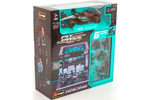 MERCEDES F1 W15 E PERFORMANCE PIT STOP DIORAMA SET 2024 — фото 2