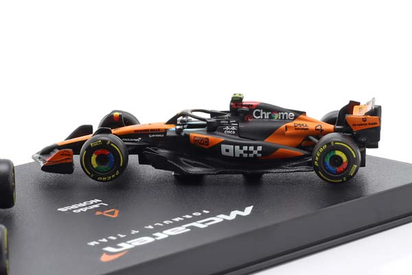 2-CAR SET MCLAREN MCL39 #4 FORMULA 1 WORLD CHAMPION 2025 LANDO NORRIS / НАБОР ИЗ 2 МОДЕЛЕЙ МАКЛАРЕН MCL39 ФОРМУЛА-1 ЧЕМПИОН МИРА ЛАНДО НОРРИС — фото 6