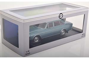 VOLVO 164 SALOON 1970 LIGHT BLUE METALLIC — фото 3