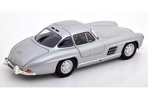 MERCEDES-BENZ 300 SL (W198 I) 1954 - SILVER — фото 2