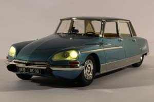 CITROEN DS 21 CHAPRON LORRAINE 1969 BLUE (WITH WORKING LIGHTS) — фото 13