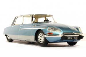CITROEN DS 21 CHAPRON LORRAINE 1969 BLUE (WITH WORKING LIGHTS) — фото 6