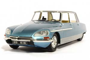 CITROEN DS 21 CHAPRON LORRAINE 1969 BLUE (WITH WORKING LIGHTS)