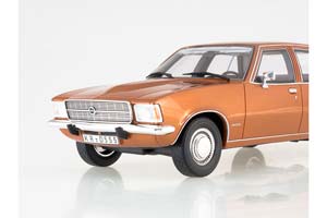 OPEL REKORD D 2100D GOLD — фото 3