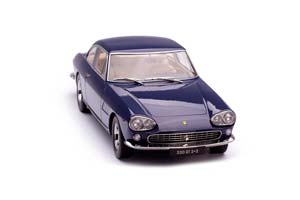 FERRARI 330 GT 2+2 1964 ТЕМНО-СИНИЙ С БЕЖЕВЫМ ИНТЕРЬЕРОМ — фото 4