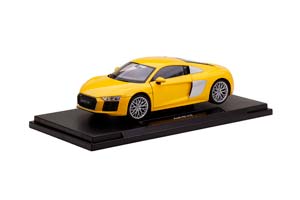 AUDI R8 V10 2016 ЖЕЛТЫЙ — фото 11
