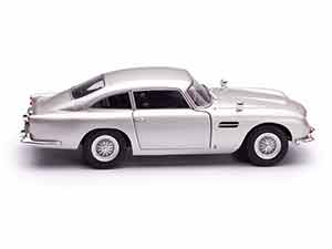 ASTON MARTIN DB5 1964 СЕРЕБРИСТЫЙ (КАК В ФИЛЬМЕ ПРО ДЖЕЙМСА БОНДА 007) — фото 8