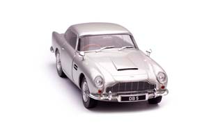ASTON MARTIN DB5 1964 СЕРЕБРИСТЫЙ (КАК В ФИЛЬМЕ ПРО ДЖЕЙМСА БОНДА 007) — фото 10