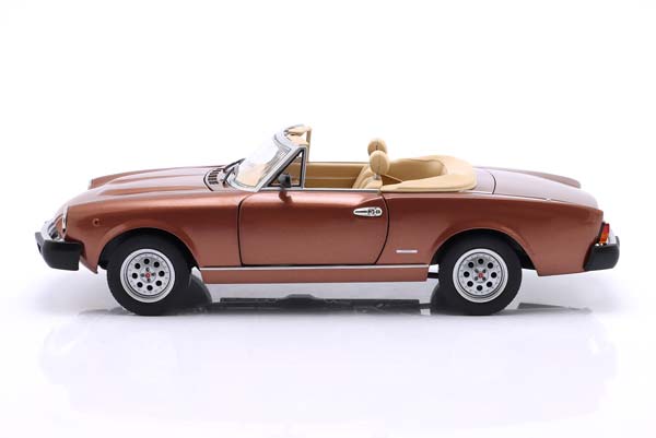 PININFARINA SPIDEREUROPA YEAR 1982 LIGHT BROWN METALLIC / ПИНИНФАРИНА СПИДЕРЕУРОПА СВЕТЛЫЙ КОРИЧНЕВЫЙ МЕТАЛЛИК — фото 4