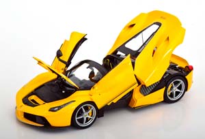FERRARI LAFERRARI APERTA SPIDER (2016), NERO DAYTONA - YELLOW — фото 3