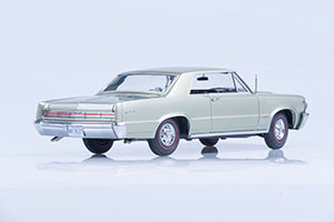 PONTIAC GTO 1964 LIGHT GREEN METALLIC — фото 5