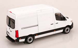 MERCEDES SPRINTER KASTENWAGEN 2018 WHITE LIMITED EDITION 1000 PCS. / МЕРСЕДЕС СПРИНТЕР КАСТЕНВАГЕН БЕЛЫЙ ЛИМИТИРОВАННАЯ СЕРИЯ ШТ — фото 2