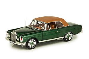 MERCEDES-BENZ 280SE 3.5 (W111) CABRIOLET 1969 GREEN METALLIC