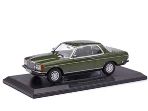 MERCEDES 280CE C123 COUPE 1980 DARK GREEN METALLIC — фото 10