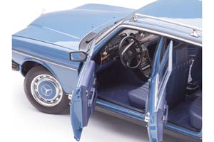 MERCEDES 200 S123 ESTATE 1980 BLUE / МЕРСЕДЕС Т-МОДЕЛЬ СИНИЙ — фото 4