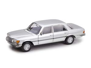 MERCEDES-BENZ 450 SEL 6.9 W116 1976 SILVER — фото 18