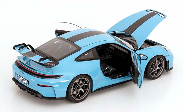 PORSCHE 911 (992) GT3 WHITEACH PACKAGE 2025 GULF BLUE / ПОРШЕ 911 992 ГТ3 ВХИТИЧ ПАКЕТ ГУЛФ СИНИЙ — фото 4