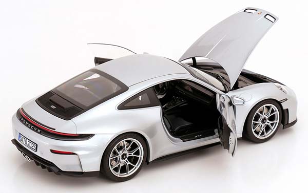 PORSCHE 911 (992) GT3 TOURING 2025 SILVER / ПОРШЕ 911 992 ГТ3 ТУРИНГ СЕРЕБРИСТЫЙ — фото 4
