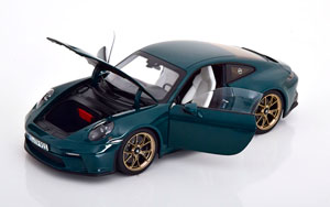 PORSCHE 911 (992 II) GT3 TOURING 2021 DARK GREEN — фото 3