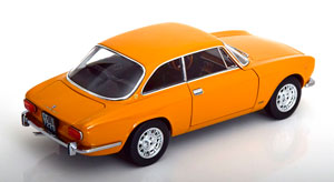 ALFA ROMEO 1750 GTV 1970 OCHRE-YELLOW — фото 2