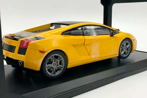 LAMBORGHINI GALLARDO SE (2005), YELLOW — фото 2