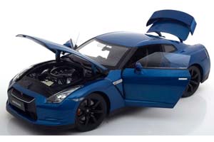 NISSAN GT-R (R-35) 2008 BLUE METALLIC — фото 4