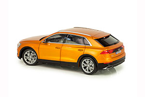 AUDI Q8 4Х4 2018 DRAGON ORANGE METALLIC — фото 13
