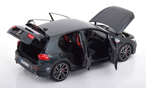 VW VOLKSWAGEN GOLF 8 GTI 5-DOOR 2021 BLACK METALLIC — фото 4