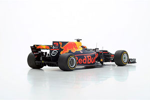 RED BULL RACING #3 3RD SPANISH GP 2017 TAG HEUER RB13 DANIEL RICCIARDO / RED BULL RACING #3 3-Й ГРАН-ПРИ ИСПАНИИ 2017 TAG HEUER RB13 ДАНИЭЛЬ РИККАРДО — фото 5