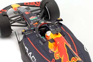 RED BULL RB18 ORACLE F1 SIEGER GP SAUDI ARABIEN DSCHIDDA 2022 MAX VERSTAPPEN / RED BULL RB18 ORACLE F1 ПОБЕДИТЕЛЬ ГРАН-ПРИ САУДОВСКОЙ АРАВИИ ДЖИДДА 2022 МАКС ФЕРСТАППЕН — фото 5