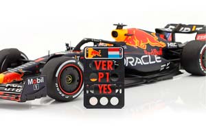 RED BULL RB18 ORACLE F1 SIEGER GP SAUDI ARABIEN DSCHIDDA 2022 MAX VERSTAPPEN / RED BULL RB18 ORACLE F1 ПОБЕДИТЕЛЬ ГРАН-ПРИ САУДОВСКОЙ АРАВИИ ДЖИДДА 2022 МАКС ФЕРСТАППЕН — фото 6