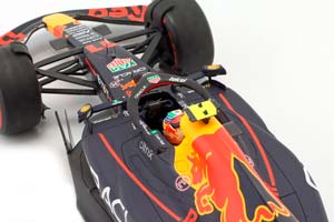 RED BULL RB18 ORACLE F1 POLE POSITION 4° GP SAUDI ARABIEN DSCHIDDA 2022 SERGIO PEREZ / RED BULL RB18 ORACLE F1 ПОУЛ-ПОЗИЦИЯ 4° GP САУДОВСКАЯ АРАВИЯ ДШИДДА 2022 СЕРХИО ПЕРЕС — фото 4