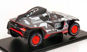 AUDI RS Q E-TRON NO 200 DAKAR 2022 — фото 2