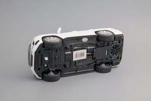 TOYOTA LAND CRUISER 300, БЕЛЫЙ — фото 6
