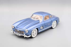 MERCEDES-BENZ W198 300SL GULLWING, СИНИЙ, 21 СМ