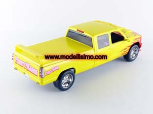 CHEVROLET SILVERADO C 2500 CREW CAB FROM MOVIE KILL BILL 1997 YELLOW — фото 5