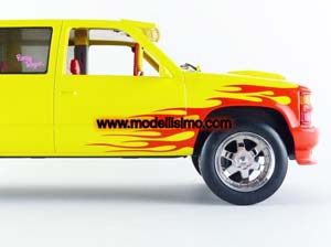 CHEVROLET SILVERADO C 2500 CREW CAB FROM MOVIE KILL BILL 1997 YELLOW — фото 6