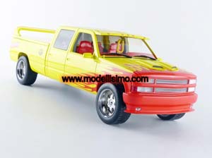 CHEVROLET SILVERADO C 2500 CREW CAB FROM MOVIE KILL BILL 1997 YELLOW — фото 7