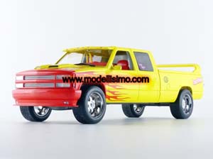 CHEVROLET SILVERADO C 2500 CREW CAB FROM MOVIE KILL BILL 1997 YELLOW — фото 10
