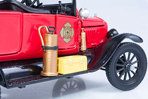 FORD MODEL T TOURING FIRE CHIEF 1925 RED — фото 14