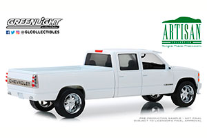 CHEVROLET 3500 CREW CAB SILVERADO 1997 OLYMPIC WHITE — фото 2