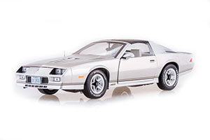 CHEVROLET CAMARO Z/28 1982 SILVER
