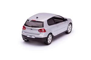 VW VOLKSWAGEN GOLF GTI (GOLF V) СЕРЕБРИСТЫЙ — фото 2
