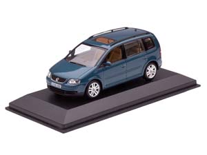 VW VOLKSWAGEN TOURAN 2003 DIVING BLUE (БИРЮЗОВЫЙ МЕТАЛЛИК) — фото 4