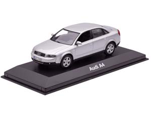 AUDI A4 B6 2000 СЕРЕБРИСТЫЙ — фото 9