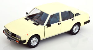 ALFA ROMEO ALFETTA BERLINA 2000L 1978 CREME
