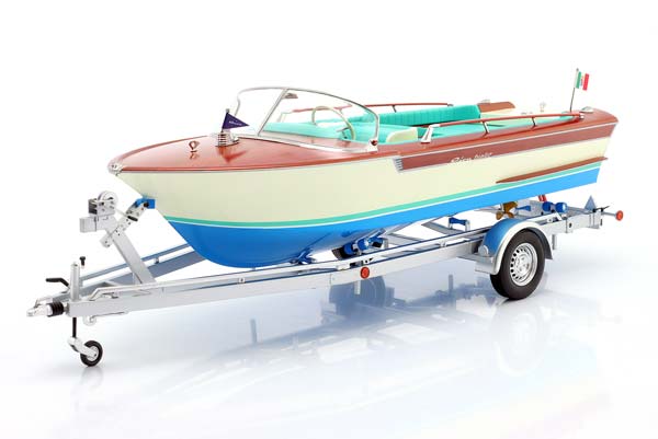 RIVA JUNIOR MOTORBOOT MIT ANHÄNGER 1966 BROWN / CREAM / LIGHT BLUE / РИВА ДЖУНИОР МОТОРБУТ МИТ АНХАНГЕР КОРИЧНЕВЫЙ КРЕМОВЫЙ СВЕТЛЫЙ СИНИЙ СВЕТЛО