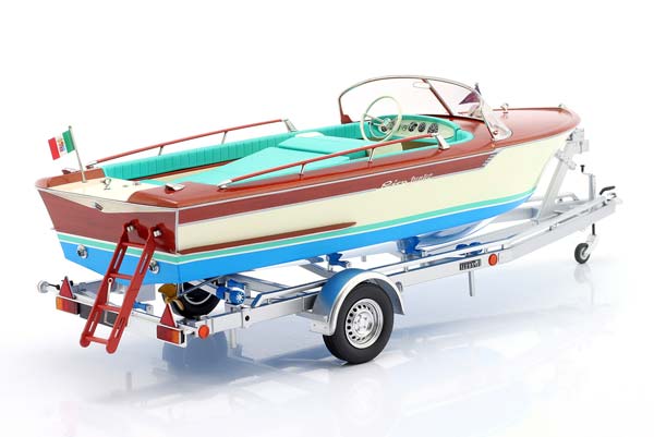 RIVA JUNIOR MOTORBOOT MIT ANHÄNGER 1966 BROWN / CREAM / LIGHT BLUE / РИВА ДЖУНИОР МОТОРБУТ МИТ АНХАНГЕР КОРИЧНЕВЫЙ КРЕМОВЫЙ СВЕТЛЫЙ СИНИЙ СВЕТЛО — фото 2