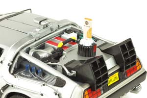 DELOREAN DMC-12 BACK TO THE FUTURE PART 1-3 1985-90 / ДЕЛОРЕАН ДМС-12 НАБОР ИЗ 3-Х МАШИН (ИЗ КИНОФИЛЬМА НАЗАД В БУДУЩЕЕ) — фото 14